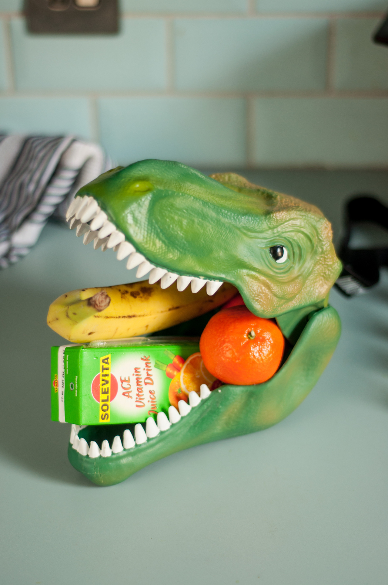 *Lunchväska Dinosaurie