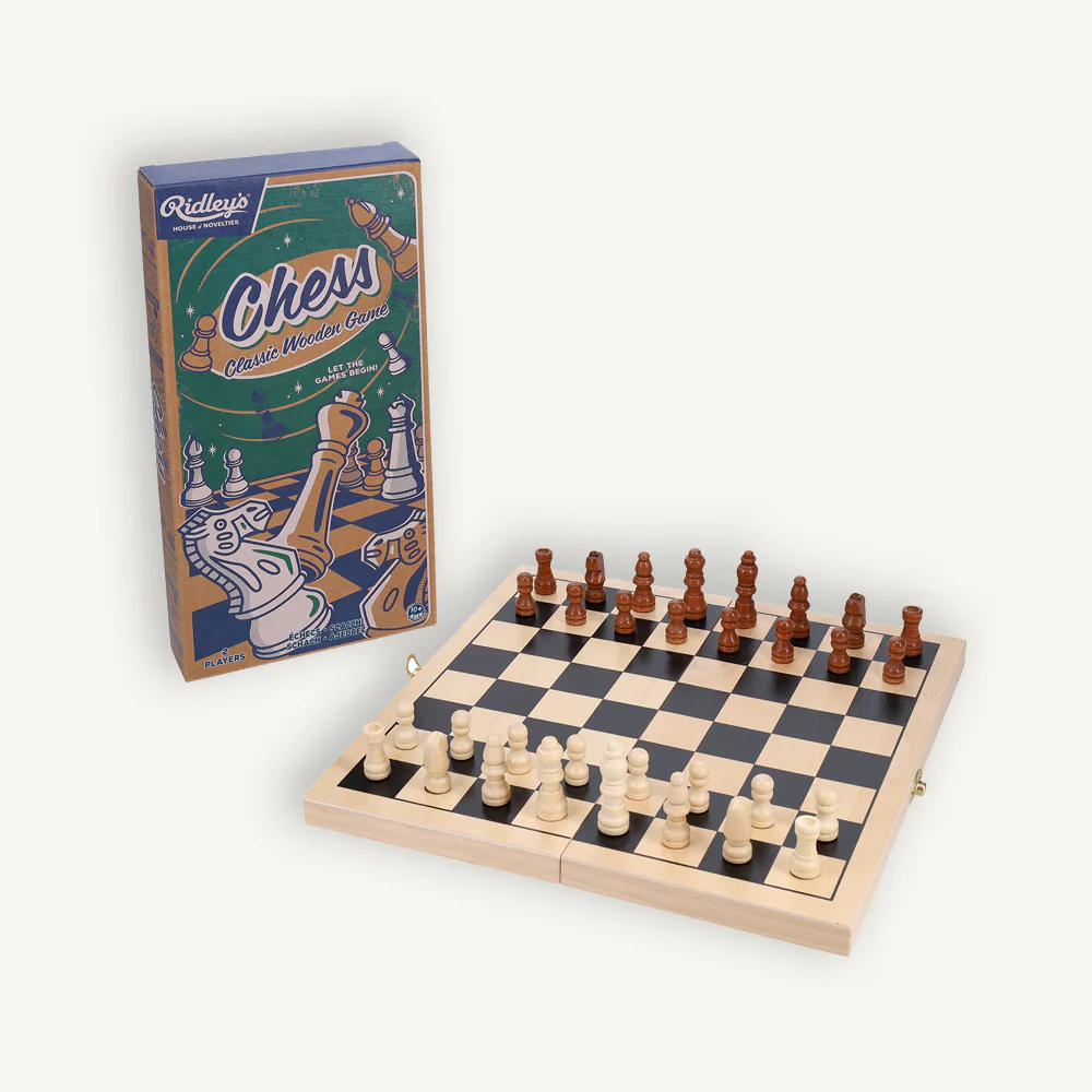 Retro game Chess House of Novelties