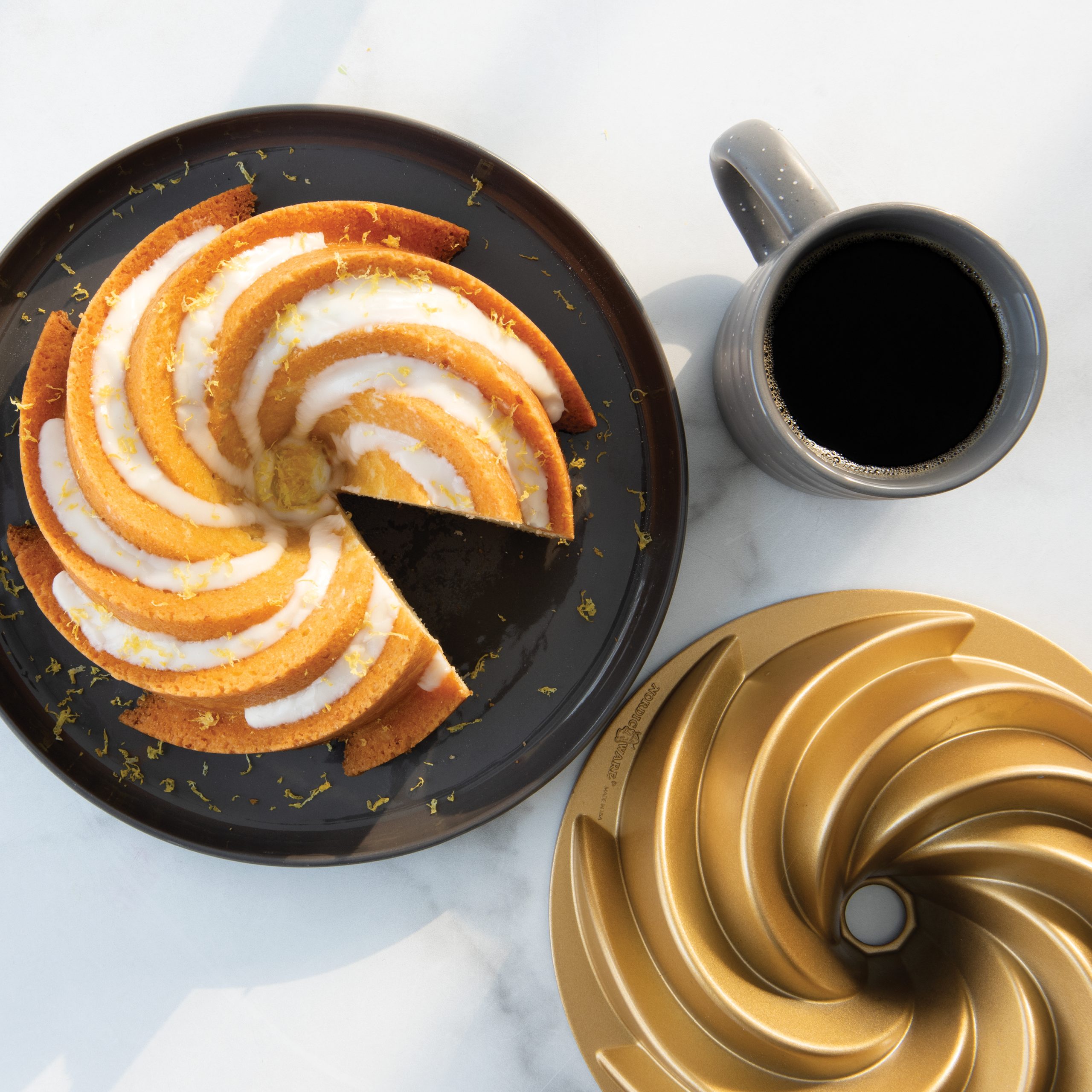 Nordic Ware 6 Cup Heritage Bundt Pan