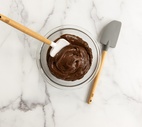 Nordic Ware Slickepott i silikon och bokträ, 2 stycken
