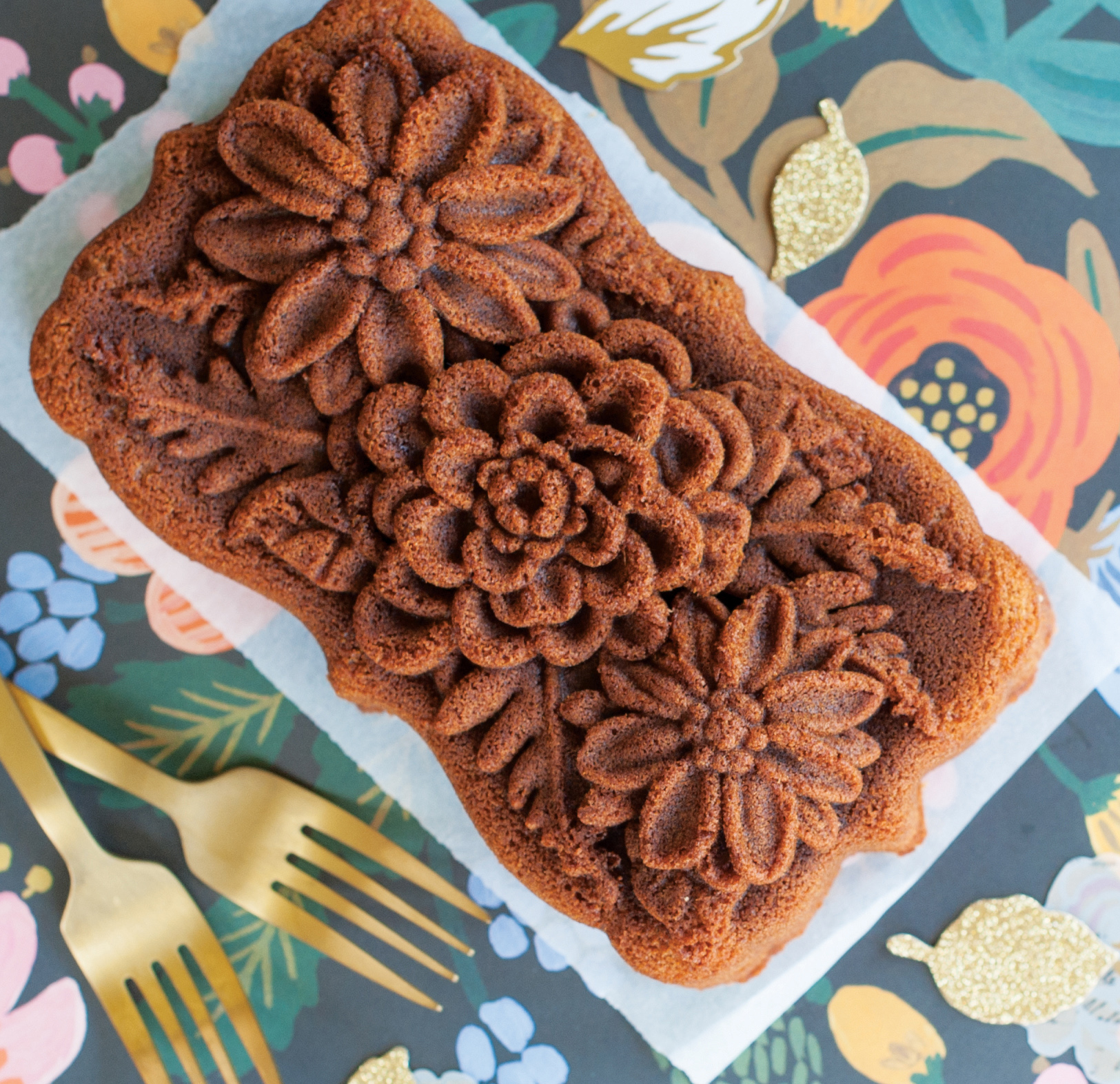 Nordic Ware Wildflower Loaf Pan