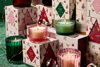 Christmas 127g Ribbed Glass Candle - Red - Winter Berry