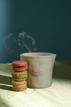 Doftljus i keramikkrus Bistro - Macaron
