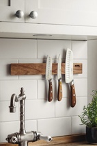 Heirol Magnetic strip for oak knives