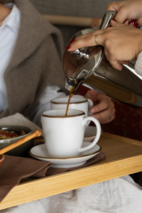 Heirol x Nosse Kaffekopp med fat 2,5 dl Edge, Ivory Gold